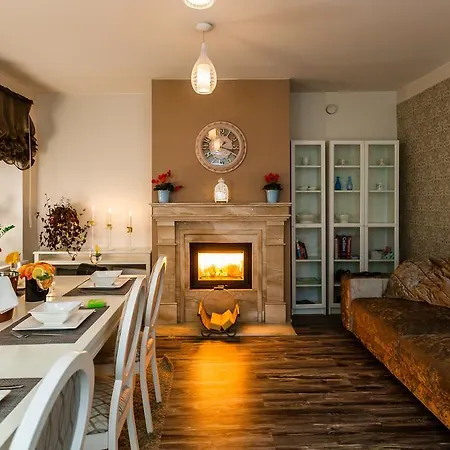 Butas Domus 247 Luxury Old Town