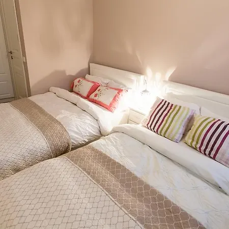 Domus 247 Luxury Old Town Butas *