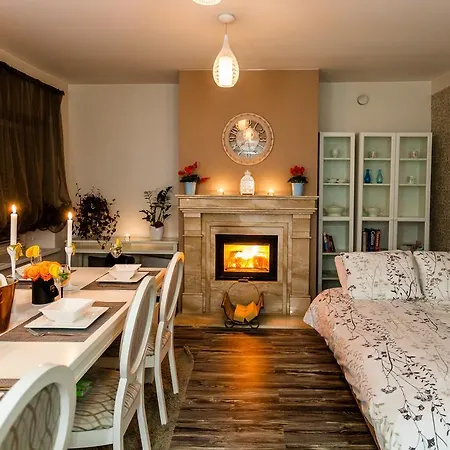 Butas Domus 247 Luxury Old Town *